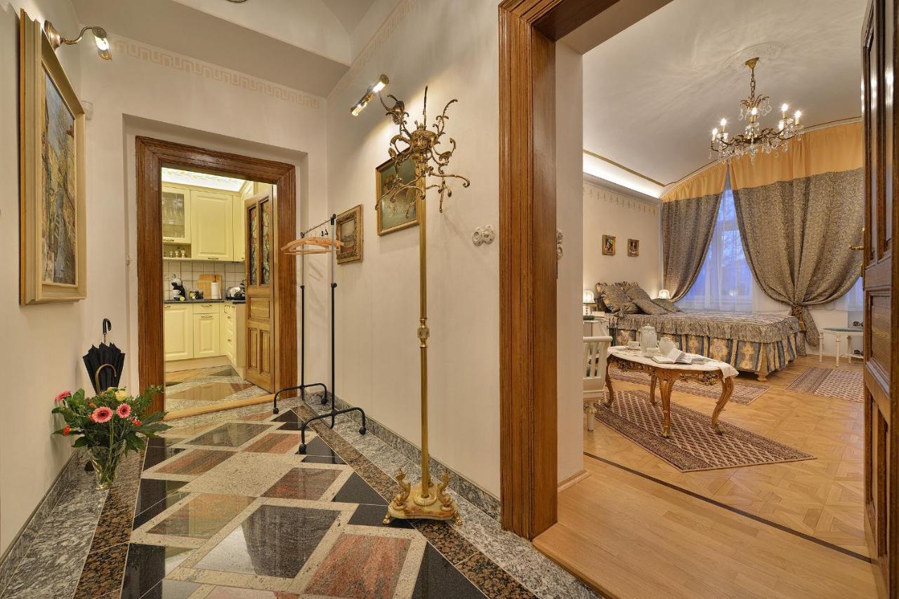 Apartman Dalia Janackovo Nabrezi ปราก ภายนอก รูปภาพ