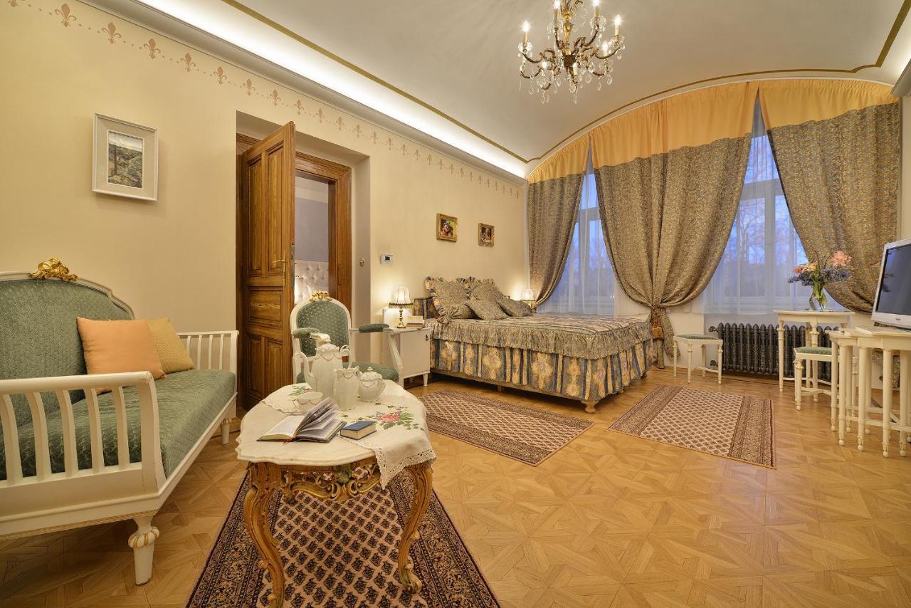 Apartman Dalia Janackovo Nabrezi ปราก ภายนอก รูปภาพ